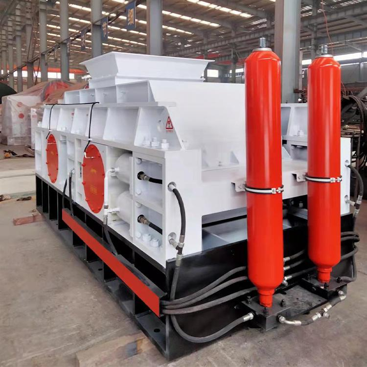 Roller sand crusher used for producing fine sand and aggregates, ideal for construction, mining, and industrial applications