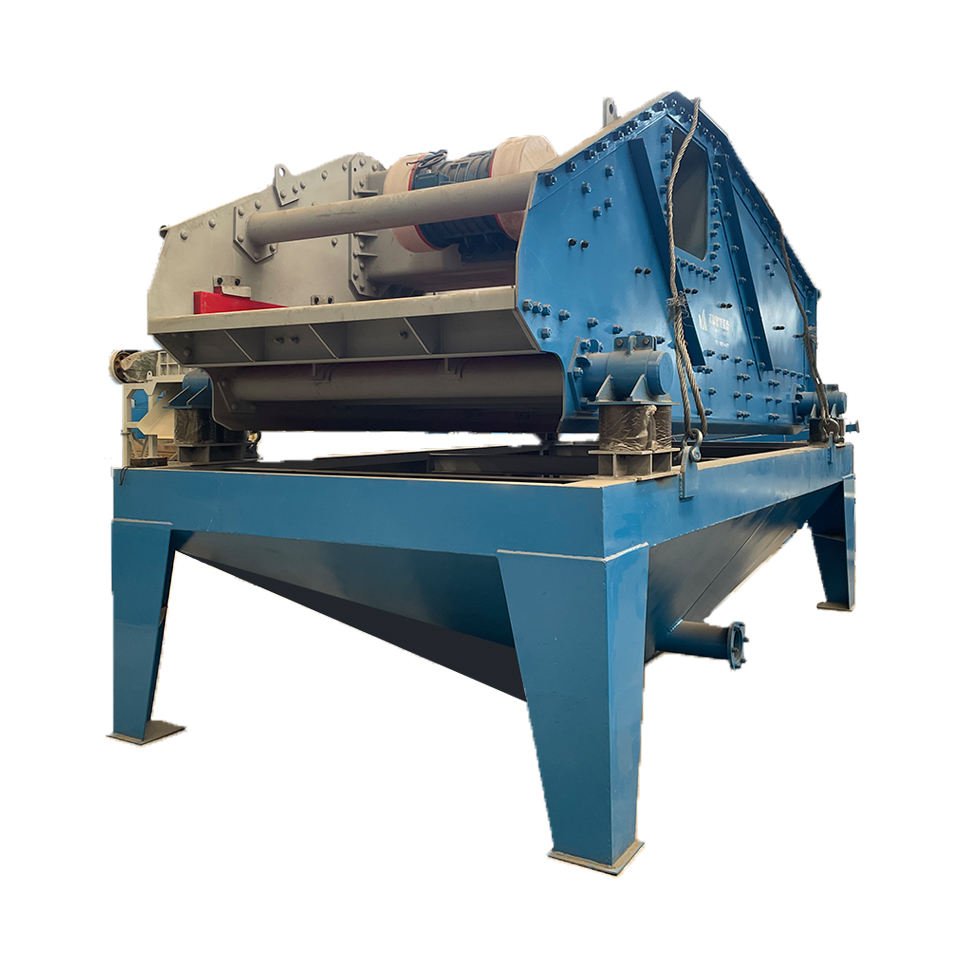 Dewatering screen for removing excess water from materials, high-efficiency water separation equipment