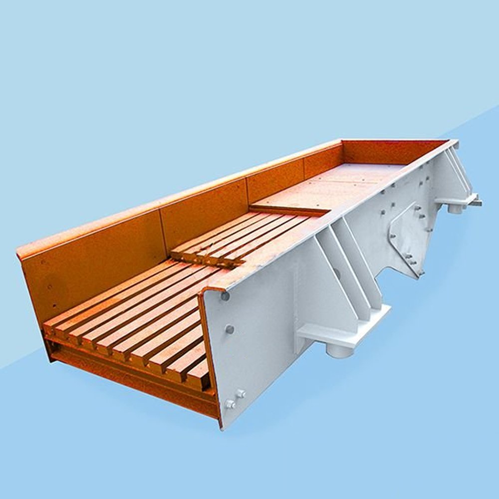 Vibrating feeder for uniform material feeding to crushers and screens