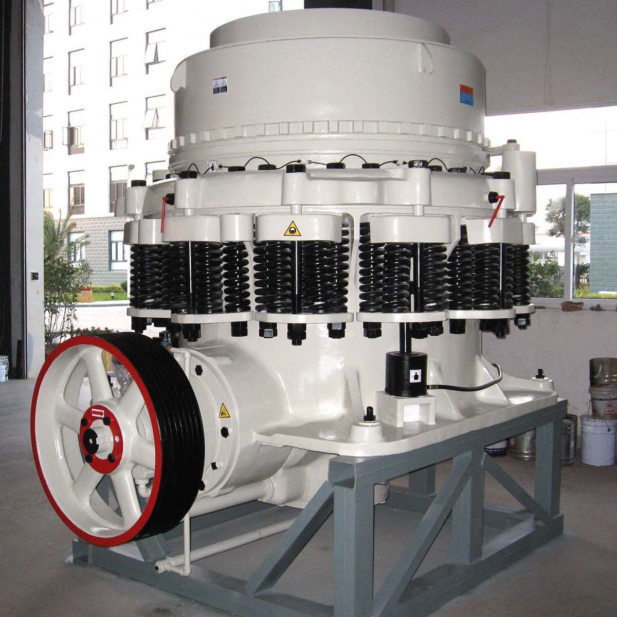 Crushed stone produced by compound cone crusher