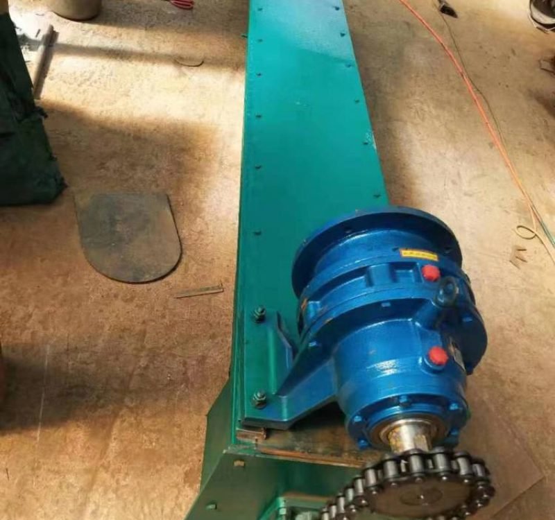 Screw conveyor